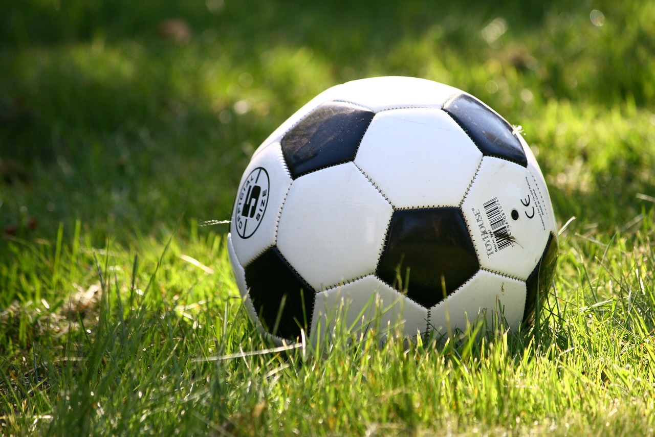 Ce Să Aduci Cu Tine La Un Antrenament De Fotbal?